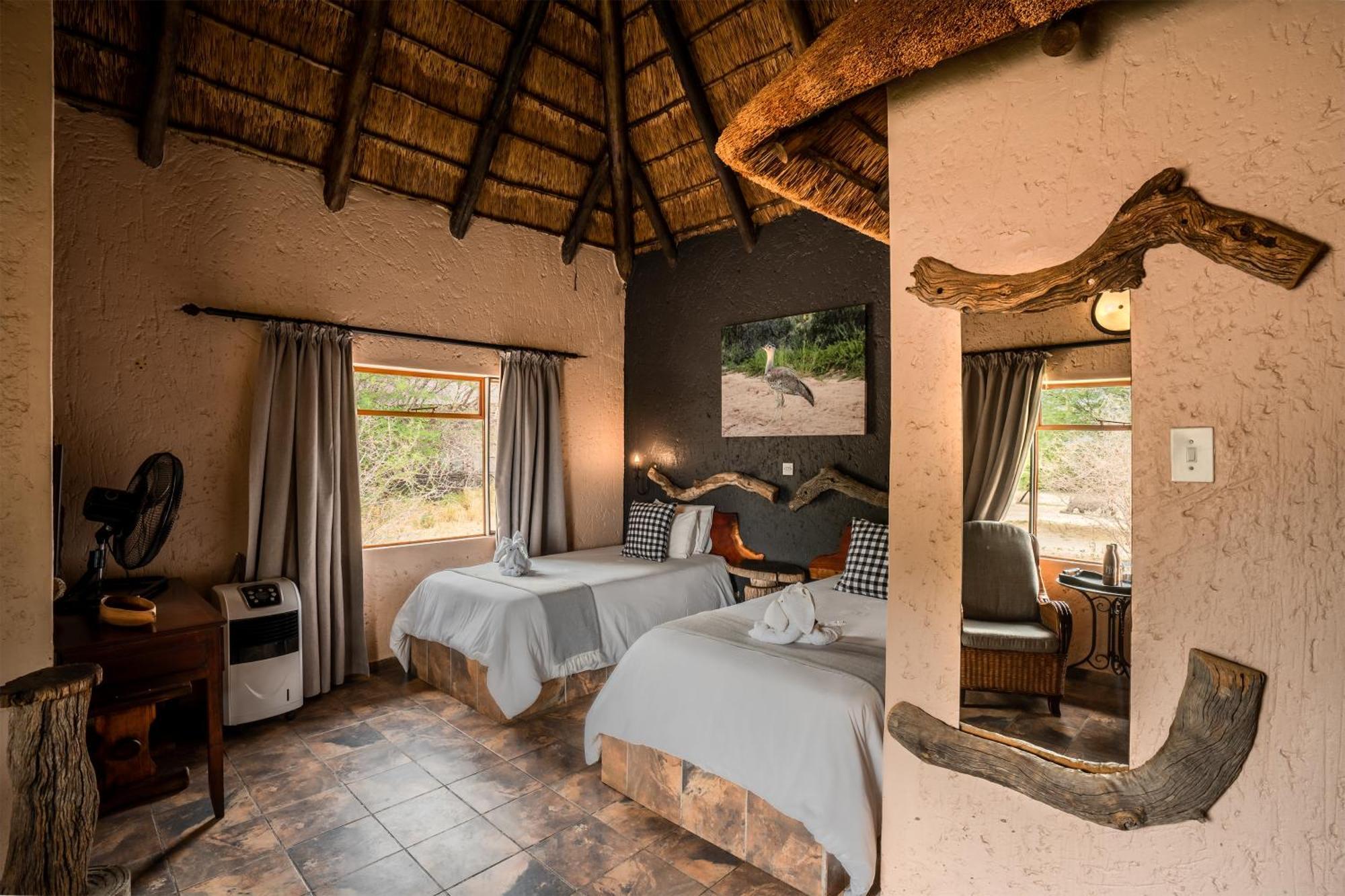 Grassland Safari Lodge Ghanzi Экстерьер фото
